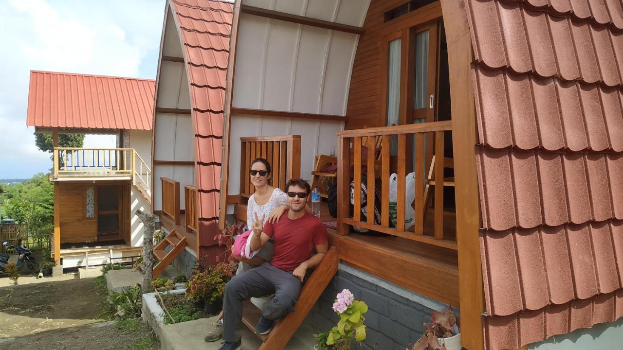 Family Rinjani Bungalow Sajang Buitenkant foto
