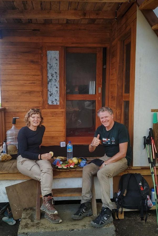 Family Rinjani Bungalow Sajang Buitenkant foto