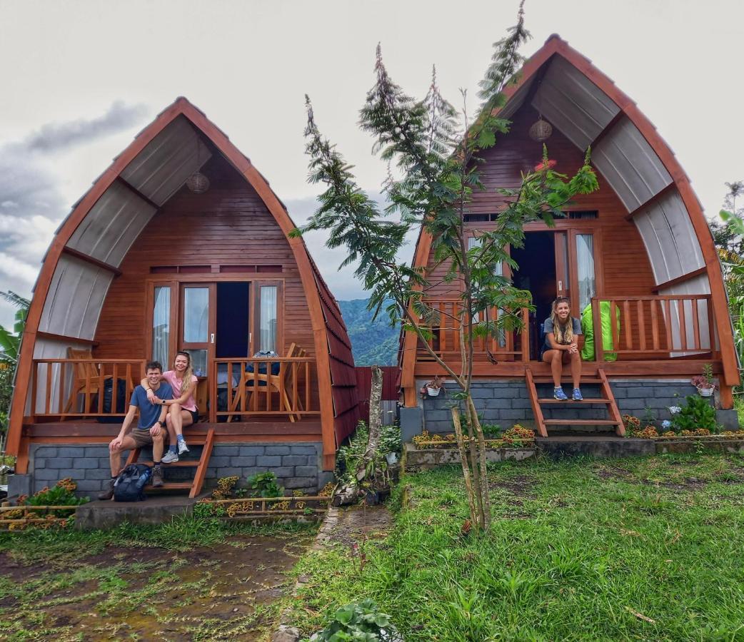 Family Rinjani Bungalow Sajang Buitenkant foto