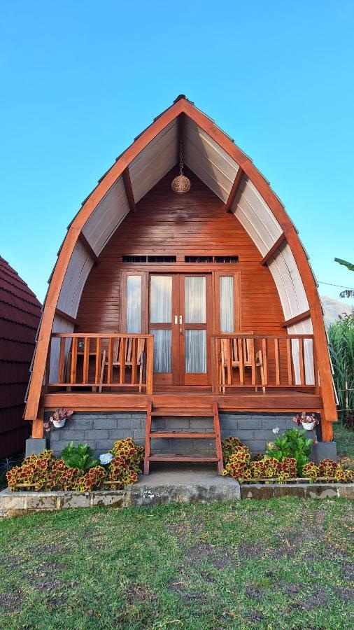 Family Rinjani Bungalow Sajang Buitenkant foto