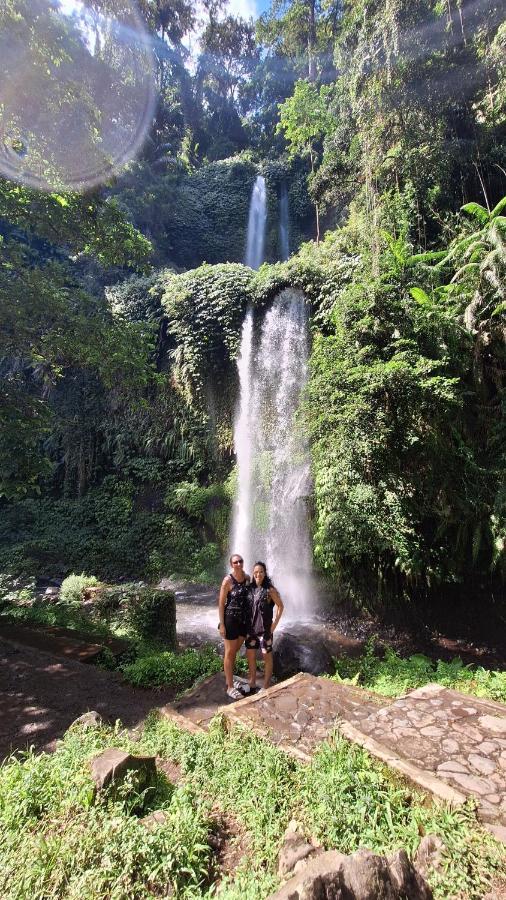 Family Rinjani Bungalow Sajang Buitenkant foto