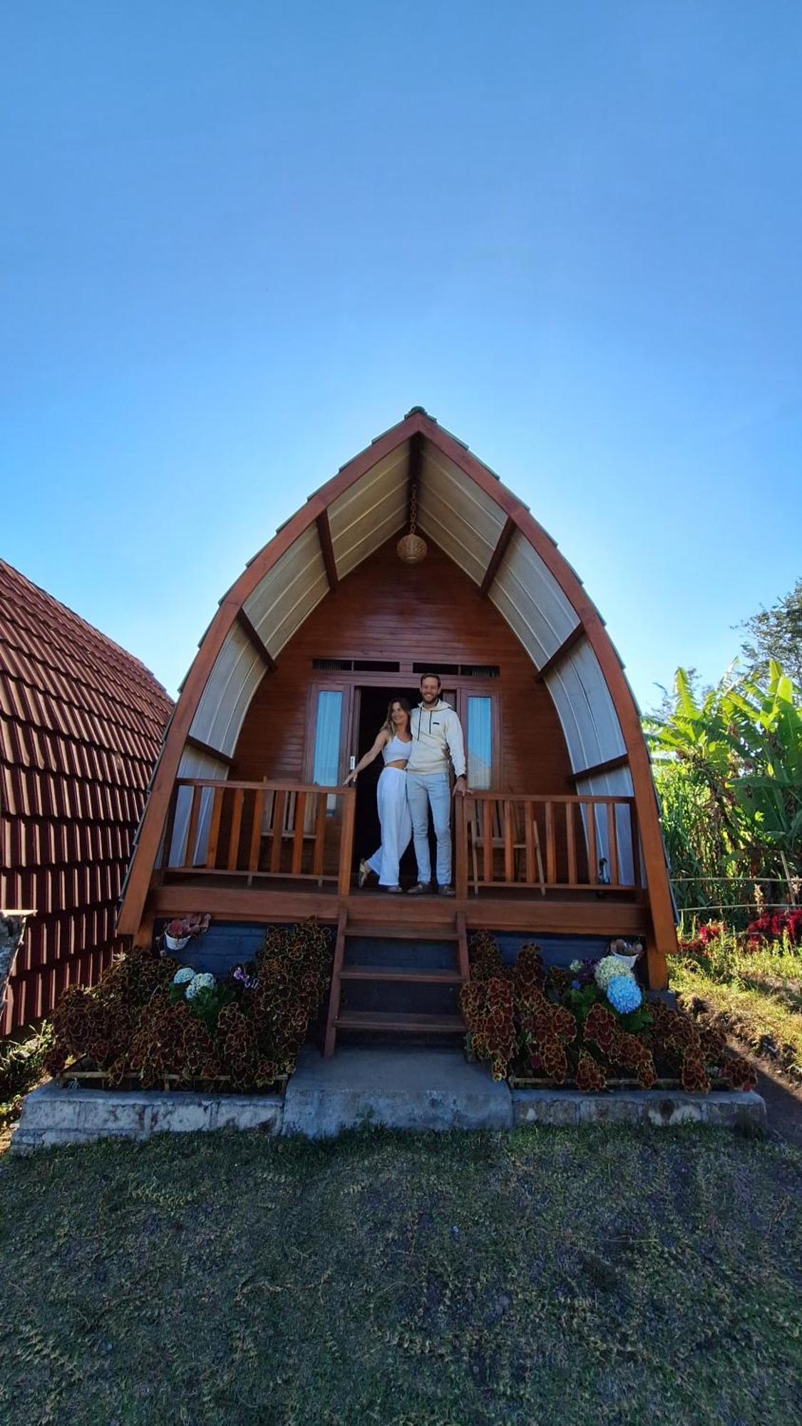 Family Rinjani Bungalow Sajang Buitenkant foto