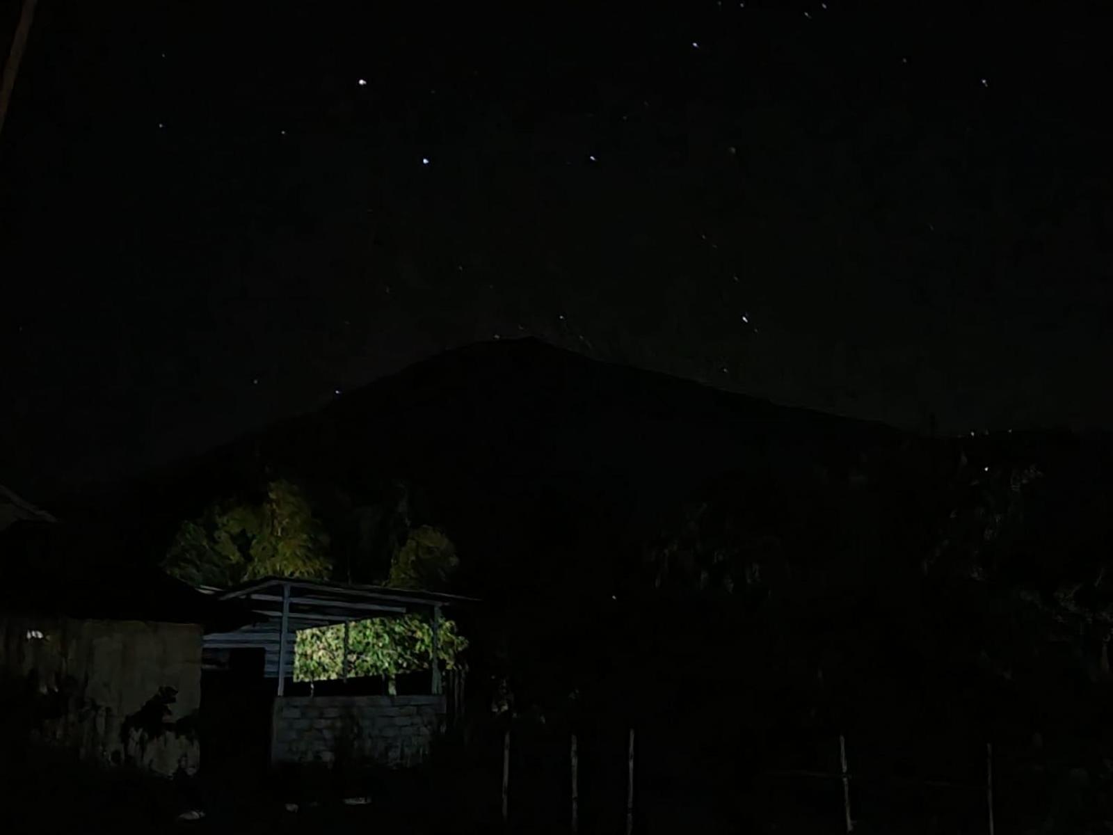 Family Rinjani Bungalow Sajang Buitenkant foto