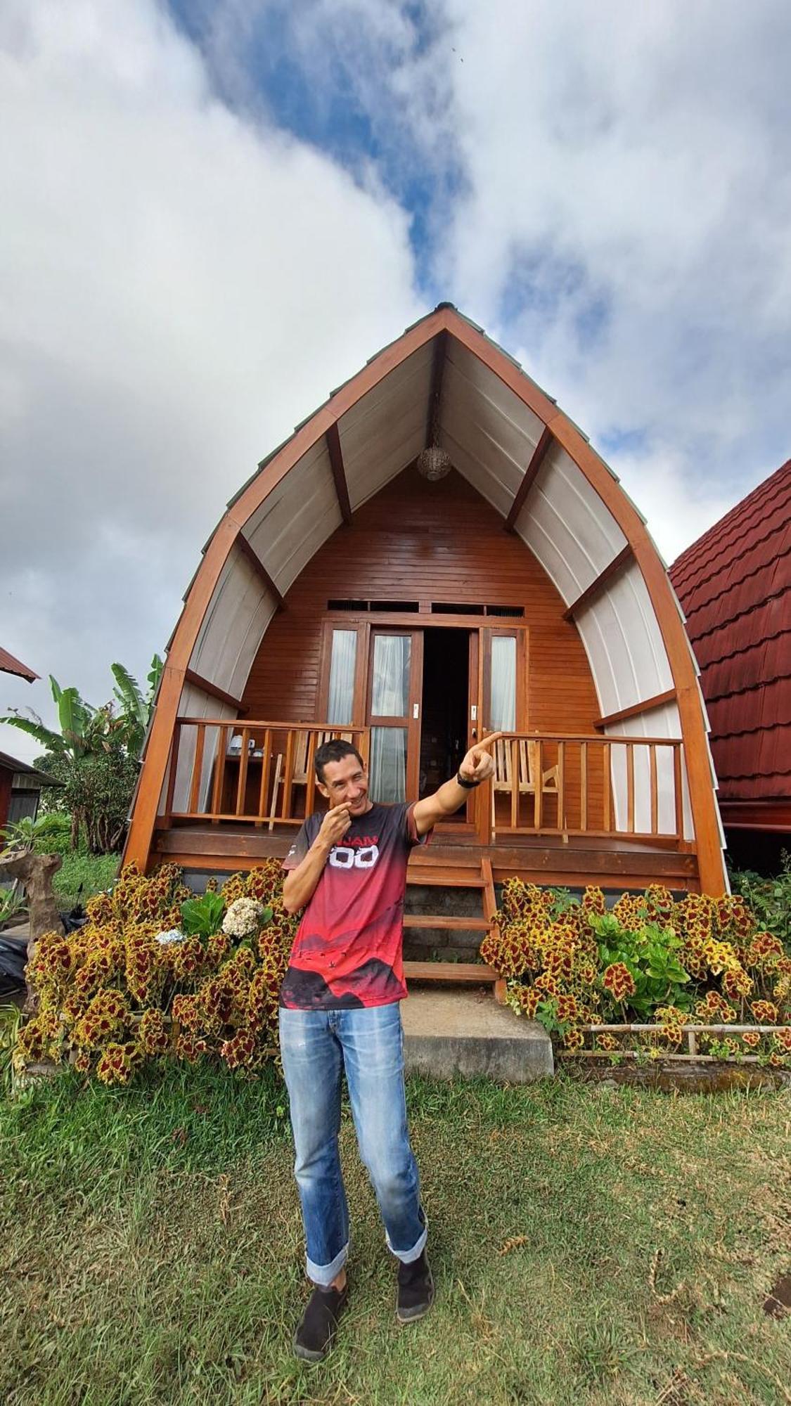 Family Rinjani Bungalow Sajang Buitenkant foto