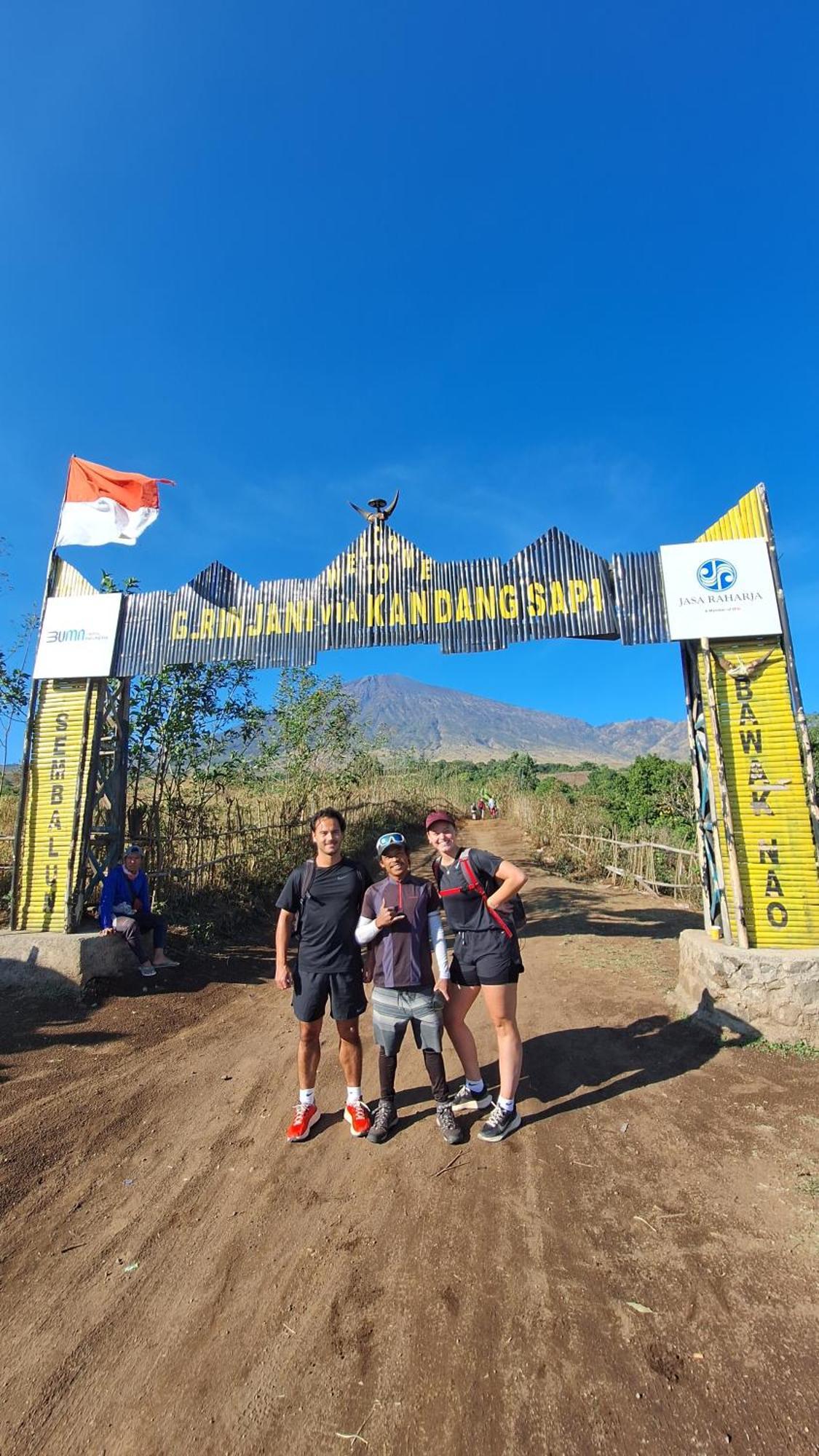 Family Rinjani Bungalow Sajang Buitenkant foto